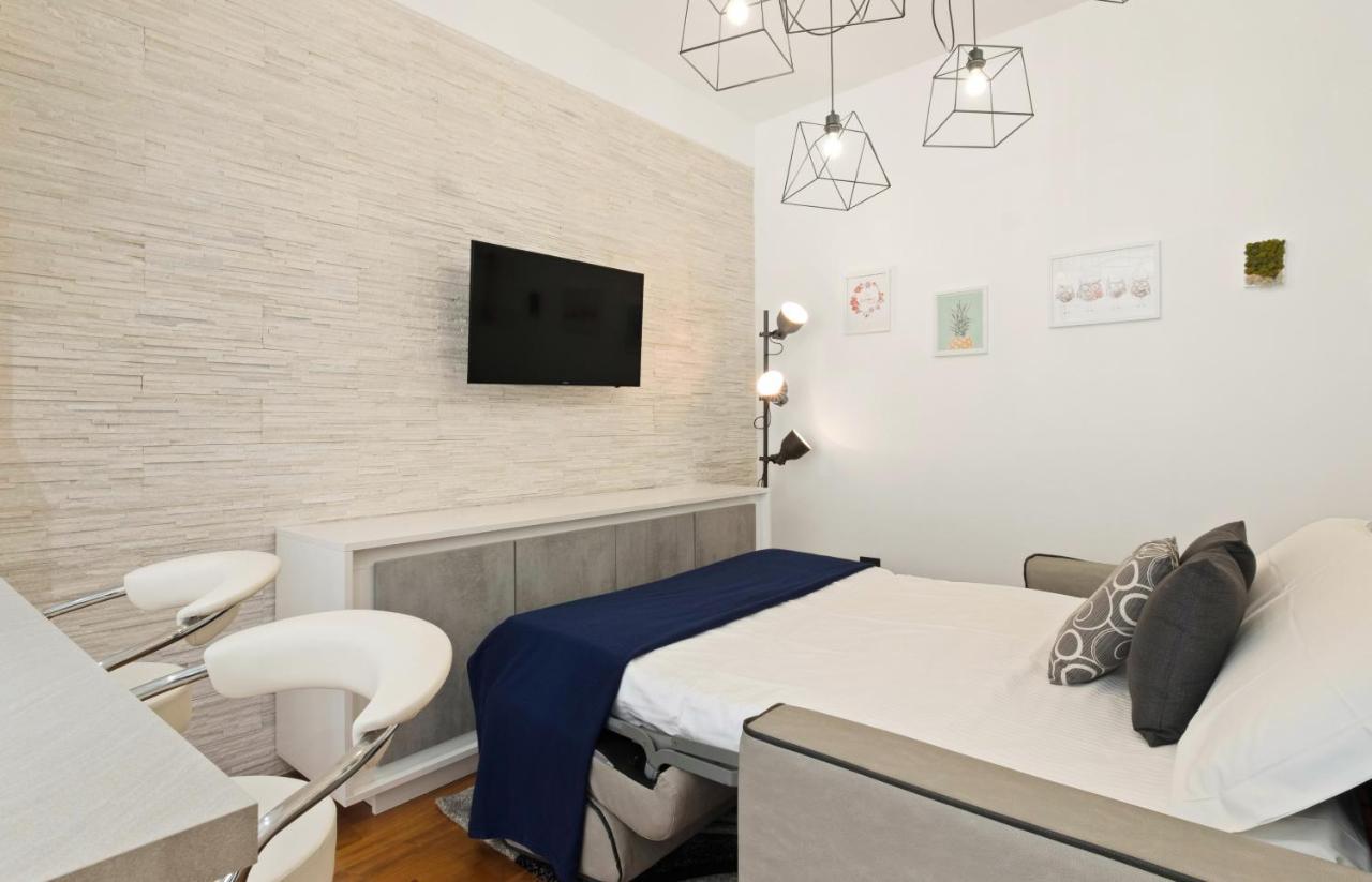3 Bed Modern Flat - 15 Minutes Walk To Colosseum Řím Exteriér fotografie